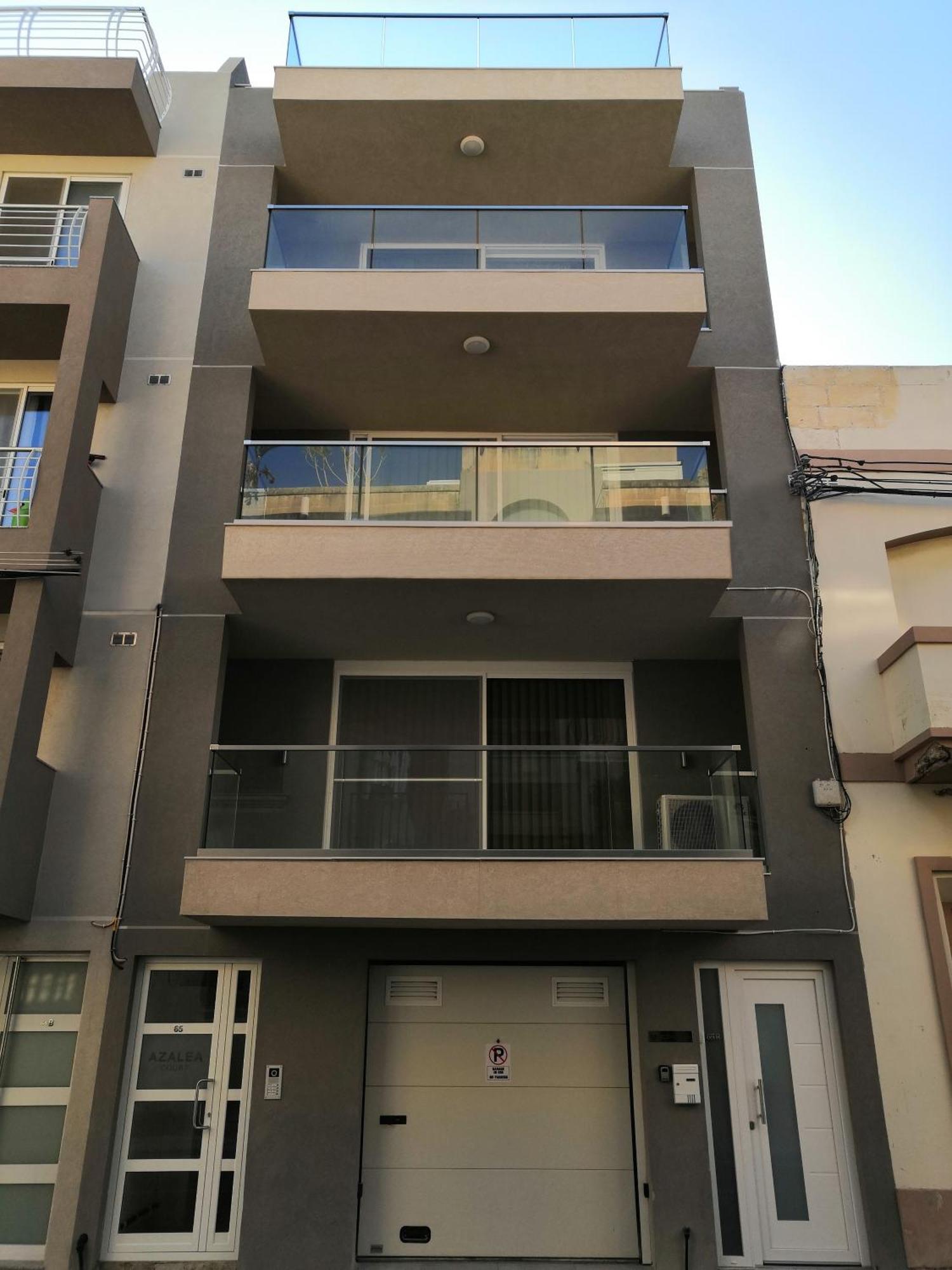 Modern Apartment With Large Outdoor Area - Sleeps 7, Close To Malta International Airport Luqa Exteriör bild